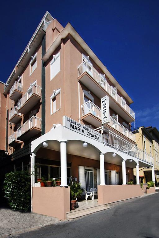 Hotel Residence Maria Grazia リミニ エクステリア 写真